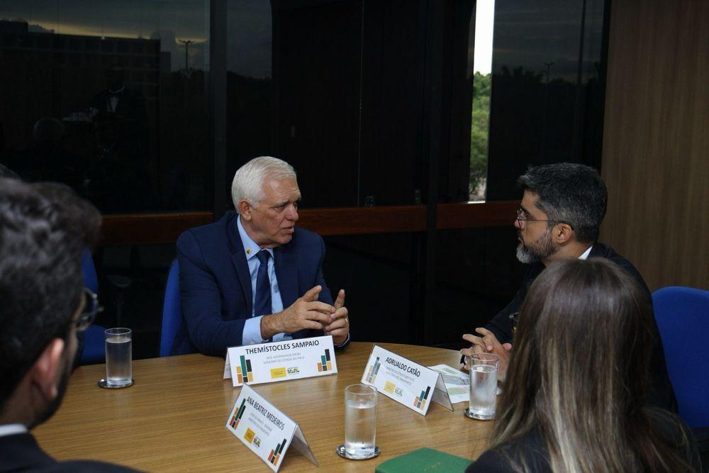 O ministro substituto dos Transportes, Adrualdo Catão, manifestou compromisso com a melhoria geral da malha rodoviária do Piauí