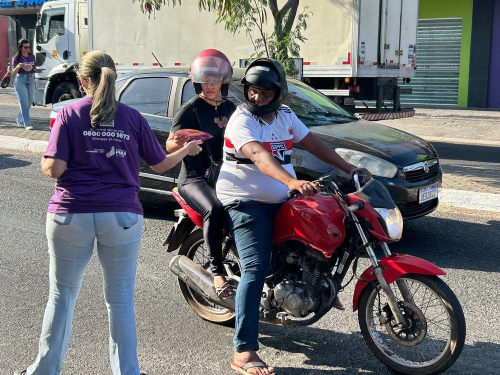 Blitz Lei Maria da Penha é realizada na Zona Sudeste de Teresina