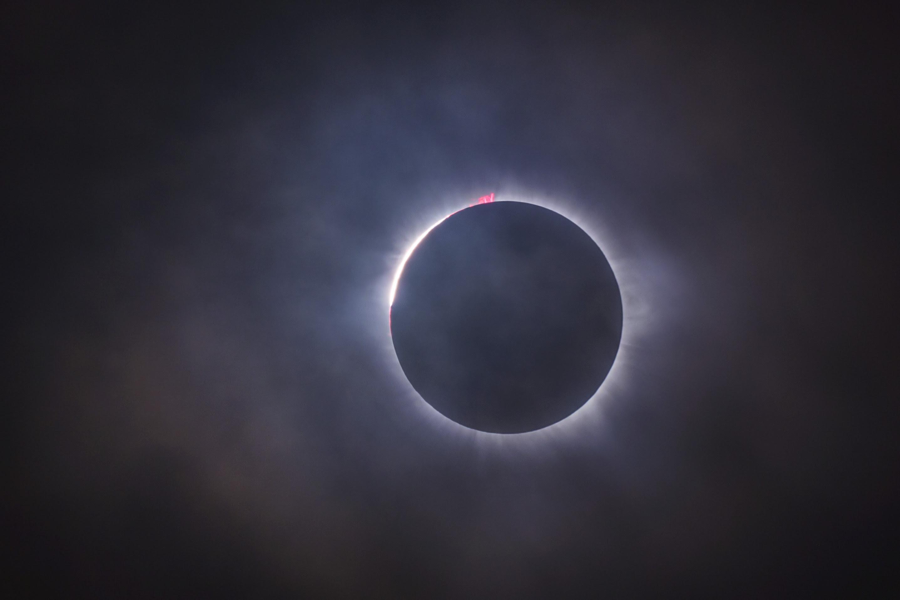 Eclipse Lunar