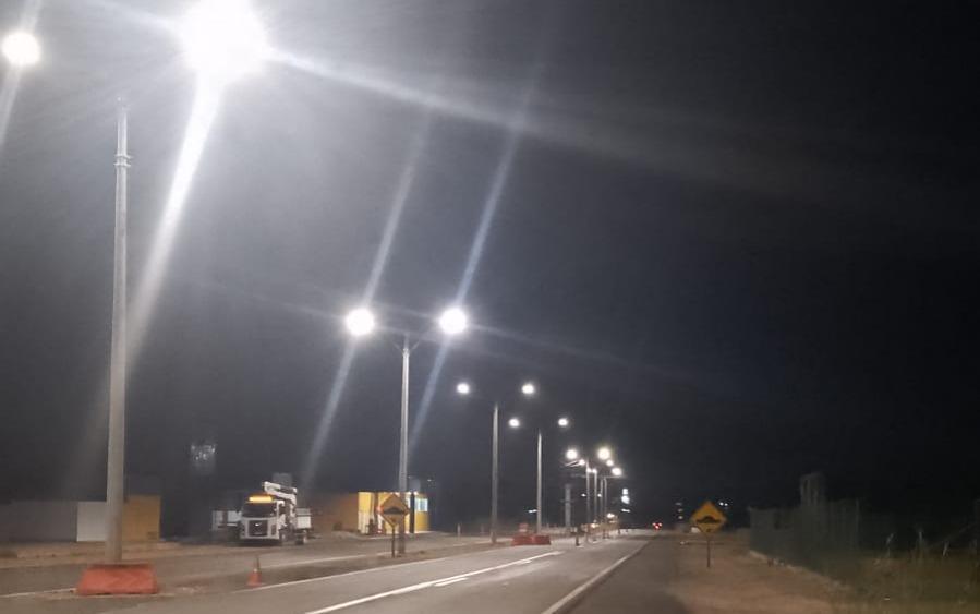 Ampliada iluminação