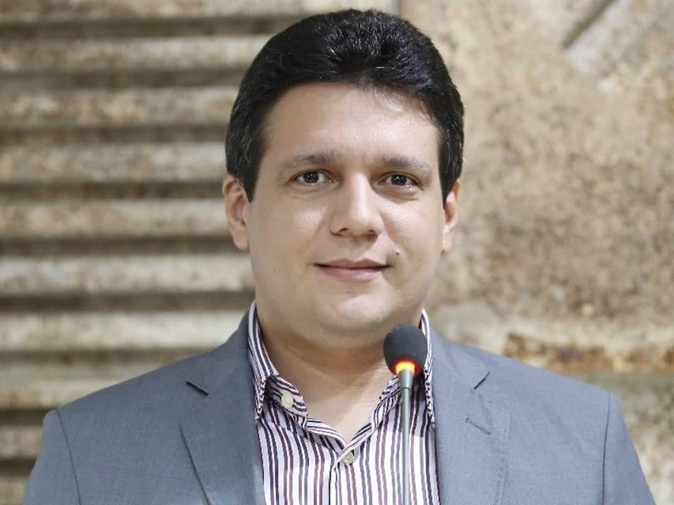 Apresentador Marcelo Magno da TV Clube