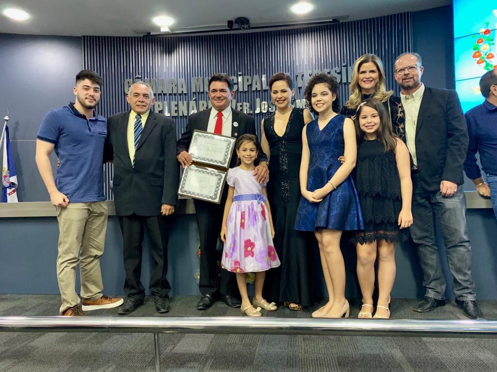 Homenagem a Carlos Máximo