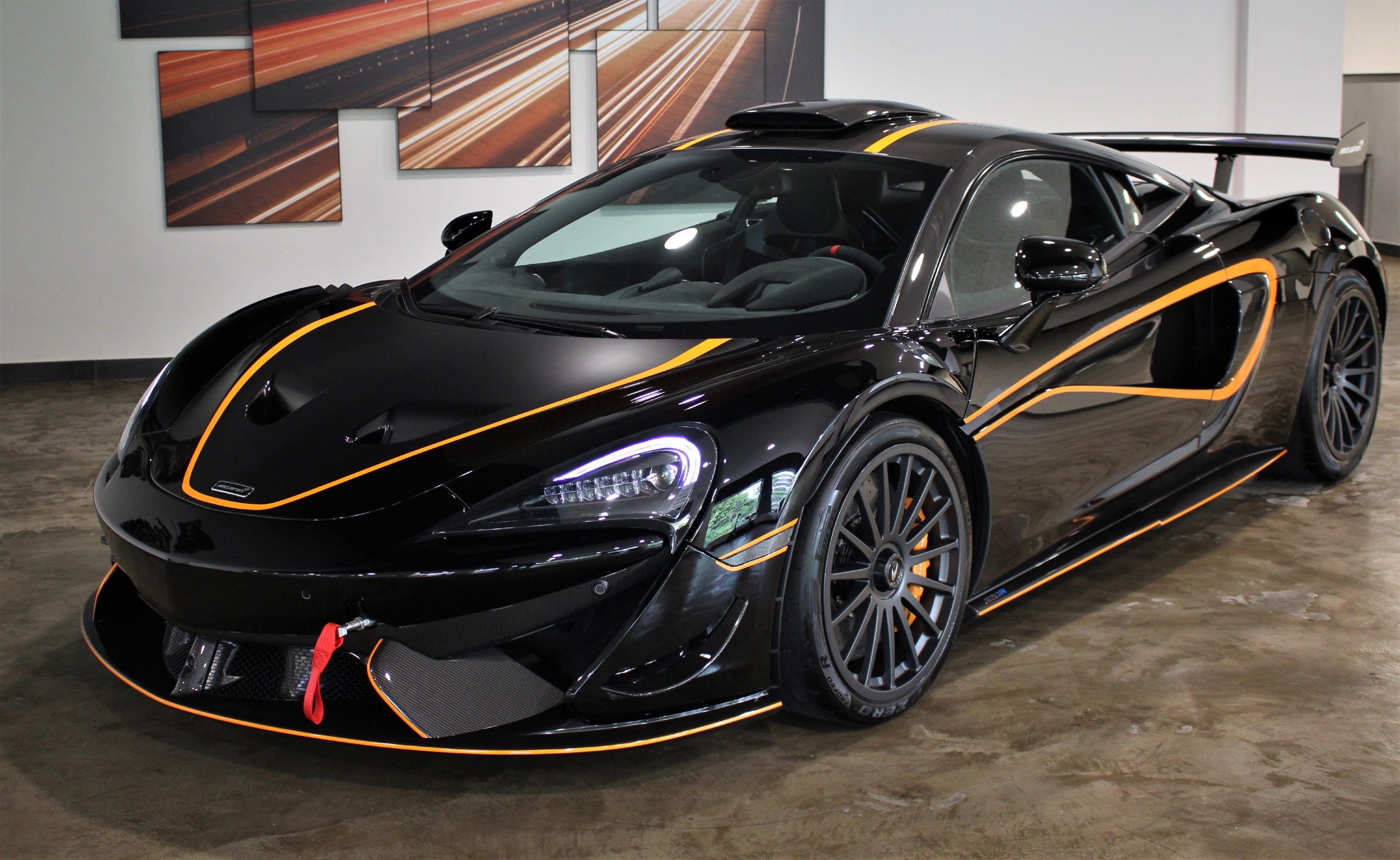 McLaren 620R no Brasil