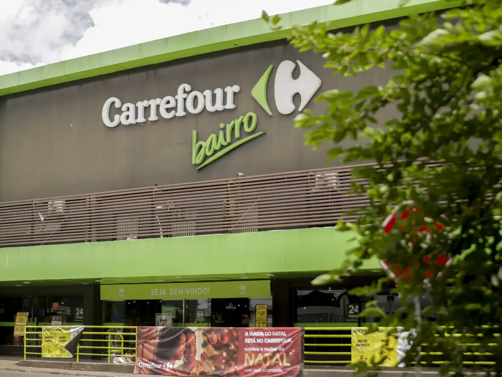 Unidade do mercado Carrefour no centro de Brasília