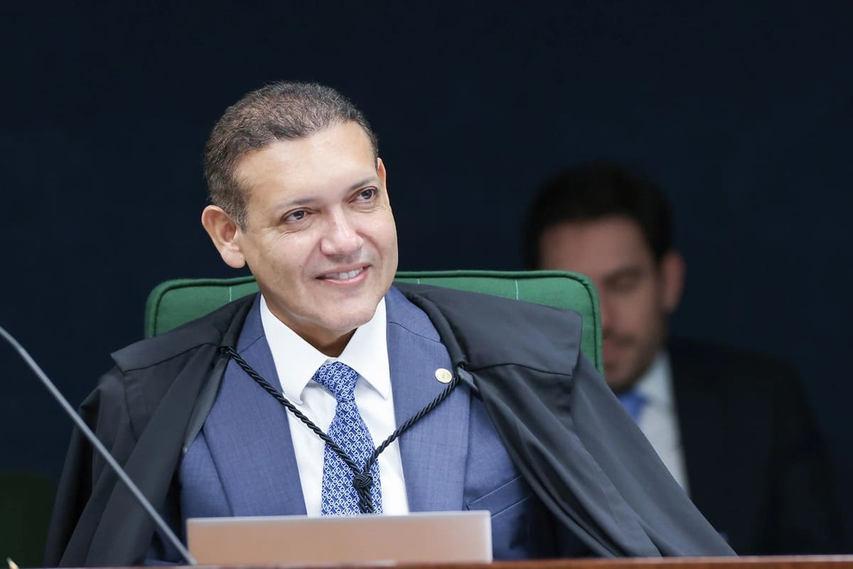 Teresina vira palco do Judiciário com presença de Kassio Nunes em lançamento de anuário