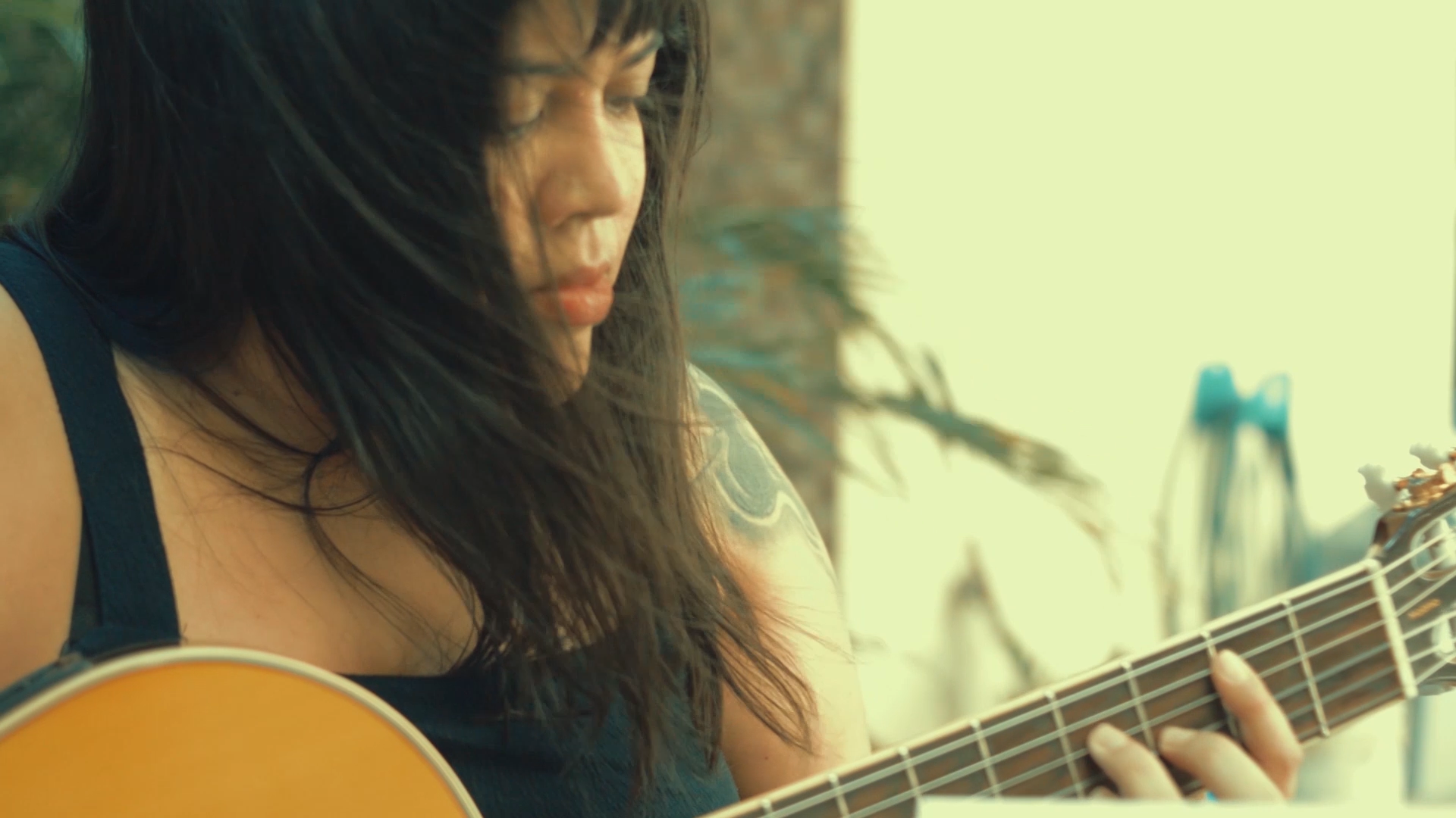 Monise Borges estreia apresentação dedicada às meninas dessa terra