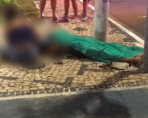 Jovem morre em acidente de moto enquanto ia buscar a namorada em Teresina