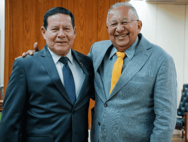 Vice-presidente da República Hamilton Mourão e prefeito de Teresina Dr. Pessoa