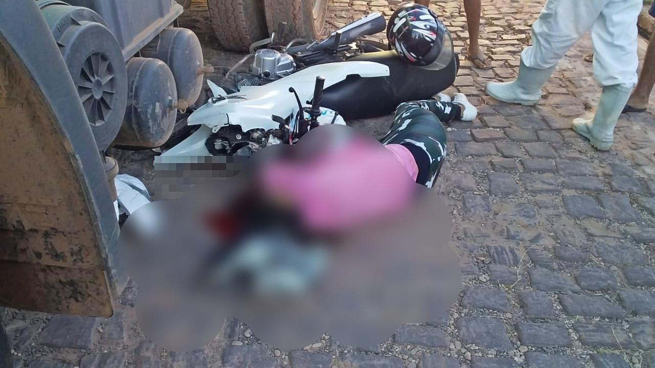 Mulher morre atropelada por caminhão no bairro Angelim