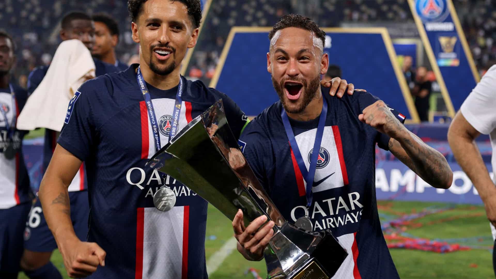 Neymar marcou dois gols neste domingo