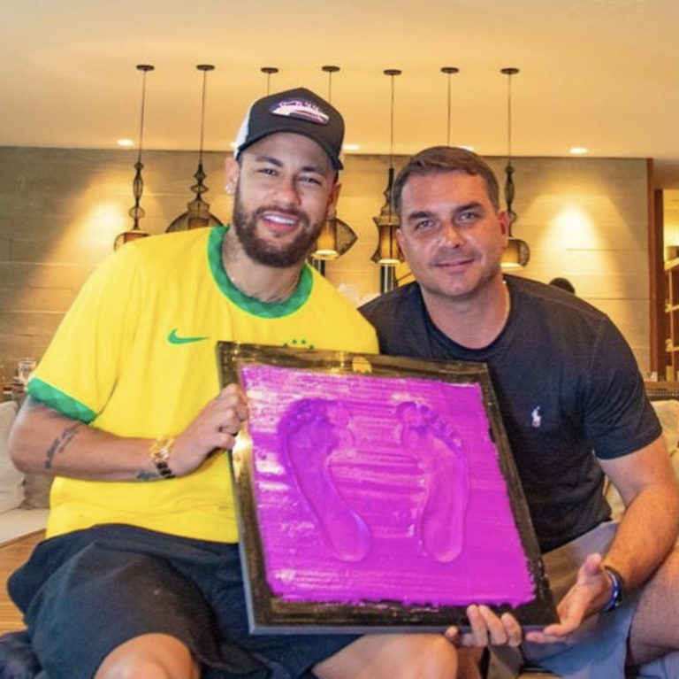 Neymar Jr. e Flávio Bolsonaro