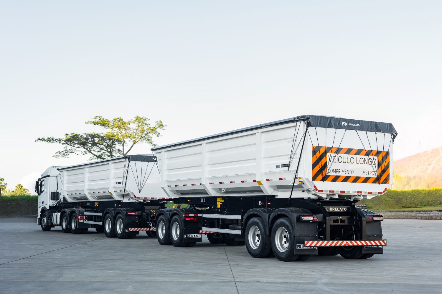 Nova geração de basculantes Librelato amplia carga líquida e durabilidade
