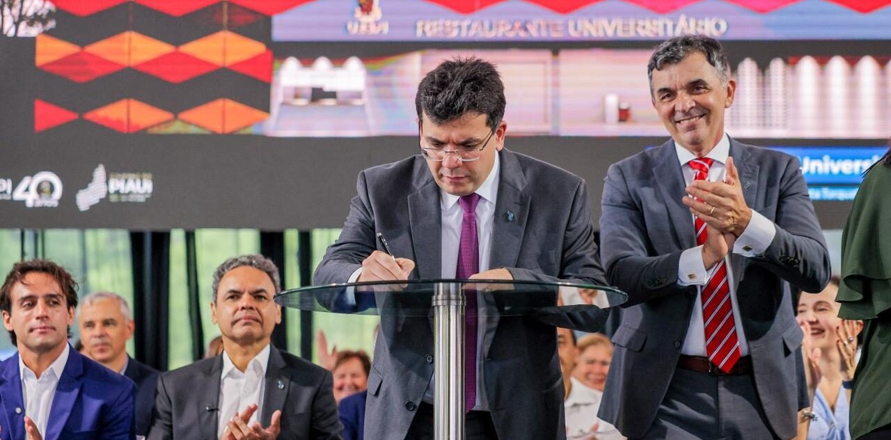 Uespi cria solução emergencial para disciplinas sem professor