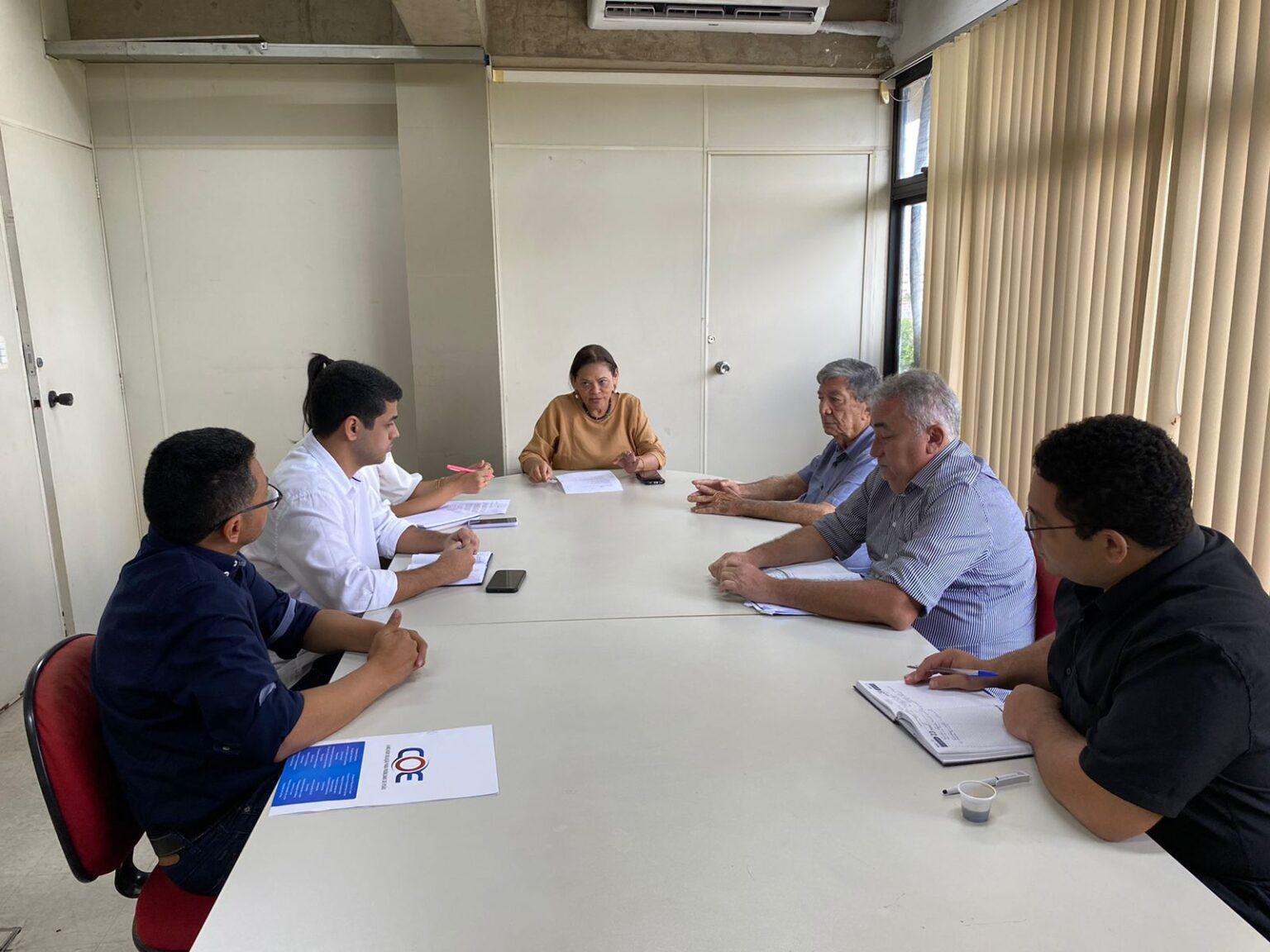 Sedec em reunião