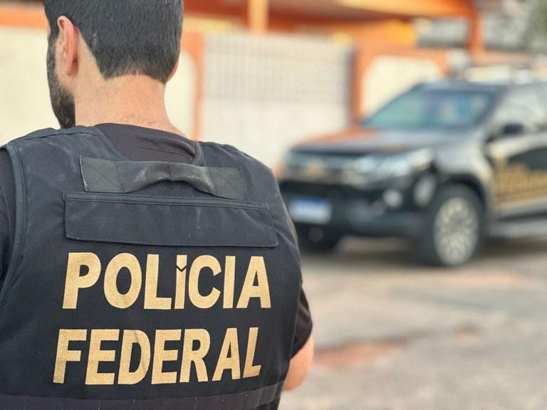 Doze suspeitos são presos em operação da PF contra o tráfico  de drogas no litoral do Piauí