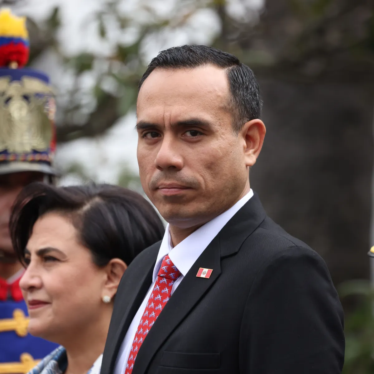 O Parlamento do Peru deverá eleger um novo presidente amanhã (18)
