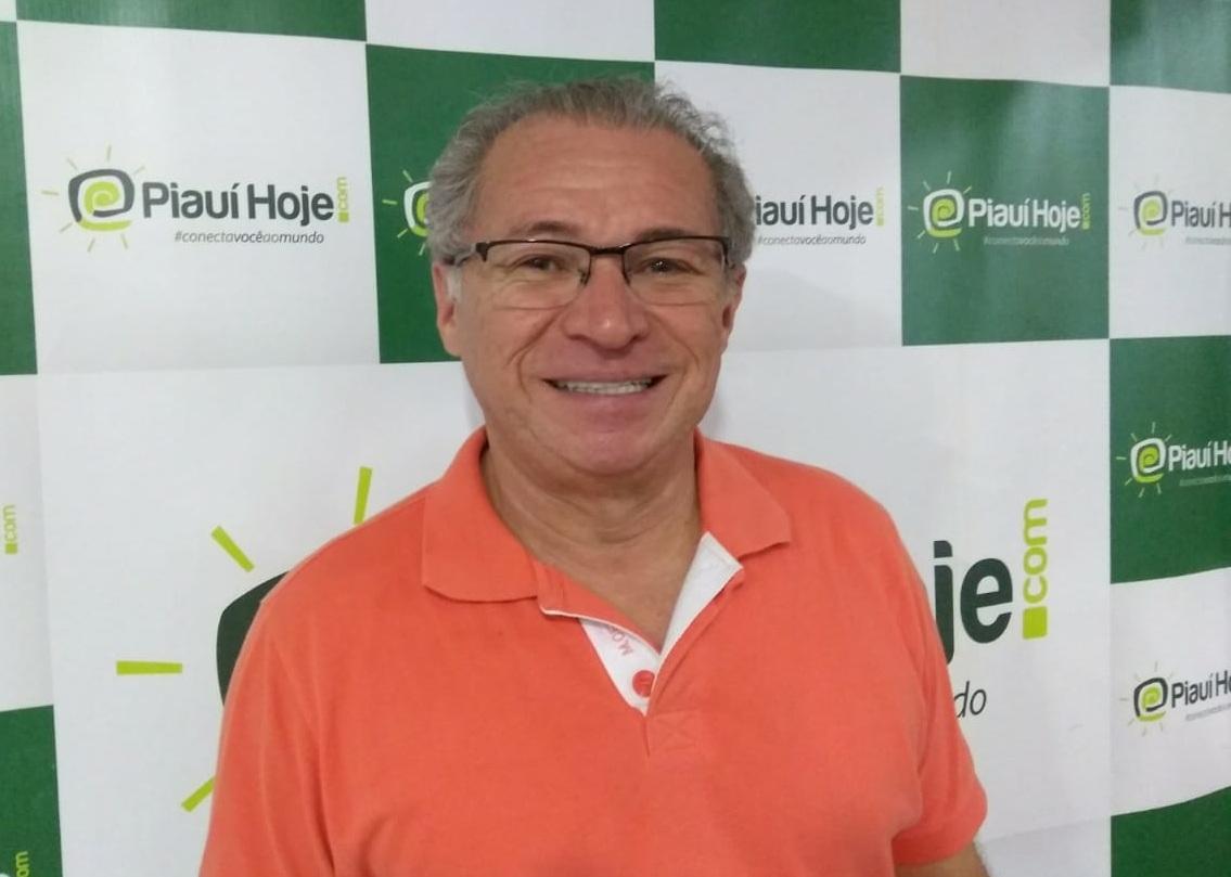 Deputado federal Assis Carvalho