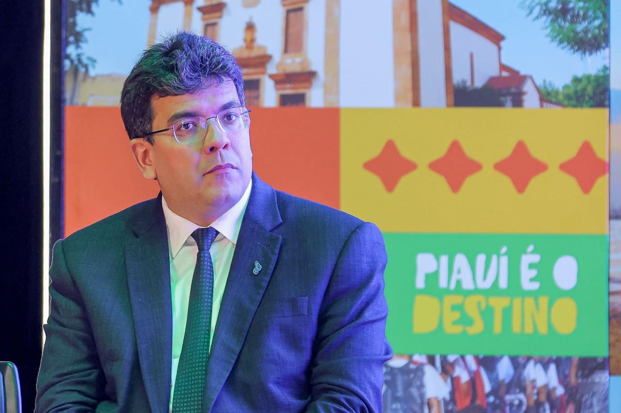 Governador Rafael Fonteles (PT) durante a abertura da II Fetur