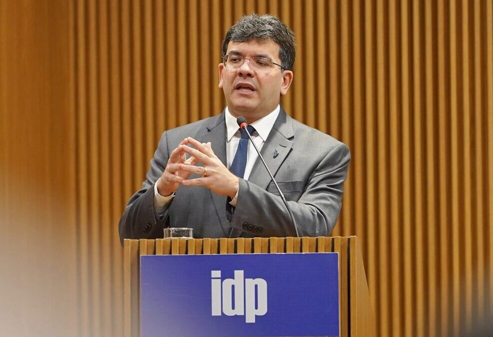 Rafael Fonteles durante seminário sobre Tecnologia e Políticas Públicas no IDP em Brasília