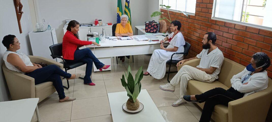 Regina Sousa recebe representantes LGBTQIA+