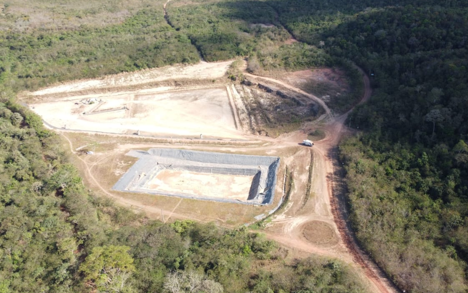 Central de tratamento de resíduos sólidos de Altos é modelo