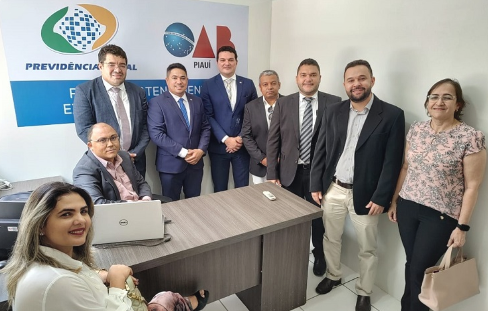 Advogados e gestores do Inss em Floriano