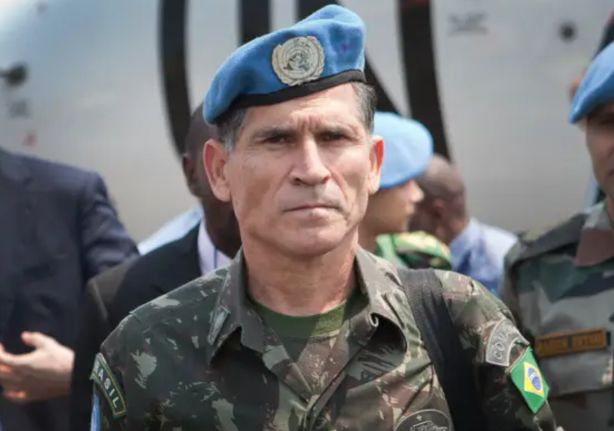 General Santos Cruz: Lula não tem ao que temer
