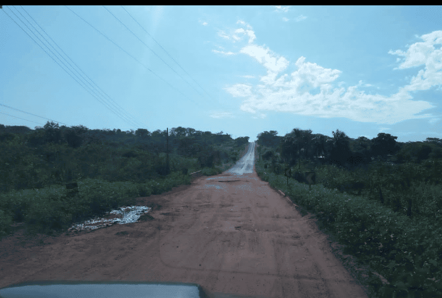 Os governos precisam acabar com as fábricas de "estradas sonrizal"