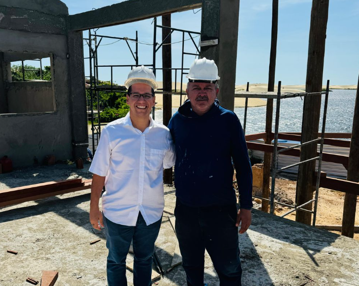 Secretário da Semarh Daniel Oliveira em vistoria a obra da Lagoa do Portinho em Parnaíba