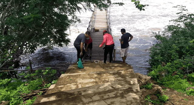 Passarela da Cachoeira do Urubu é interditada