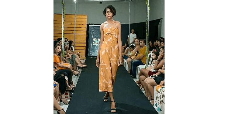 Modelo de 17 anos morre após ser picada por escorpião no Piauí