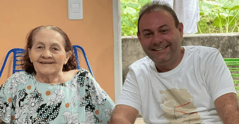 Constância Maria e o filho Jeová Alencar