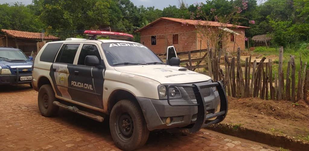 Bebê de 1 mês morre durante briga dos pais