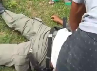 Policial militar sofre mal súbito e é socorrido por populares