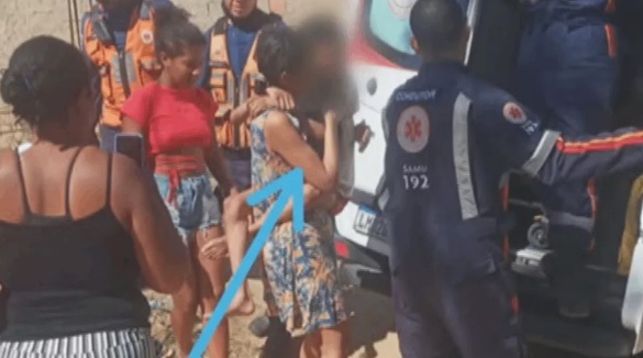 Família sendo resgatada