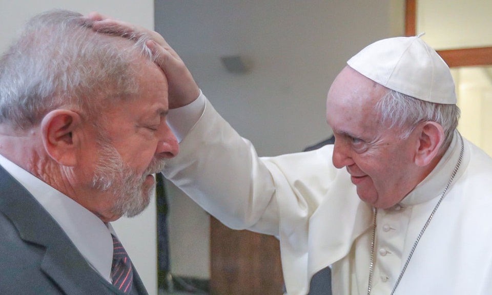 Papa Francisco abençoou Lula no Vaticano em 2020