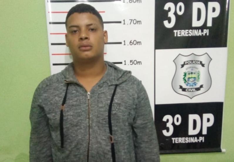 Acusado de golpes pela internet