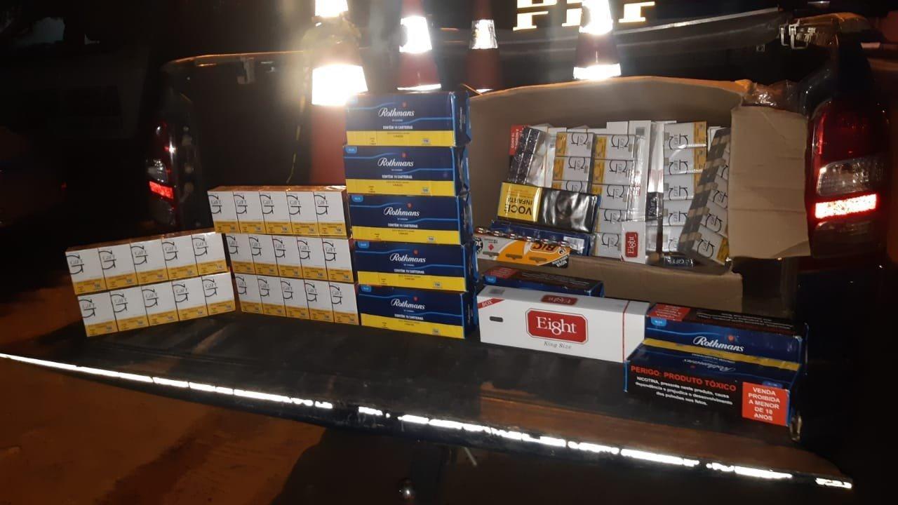 Carga de cigarros contrabandeados avaliada em cerca R$ 1.600,00 é apreendida pela PRF na BR 316.