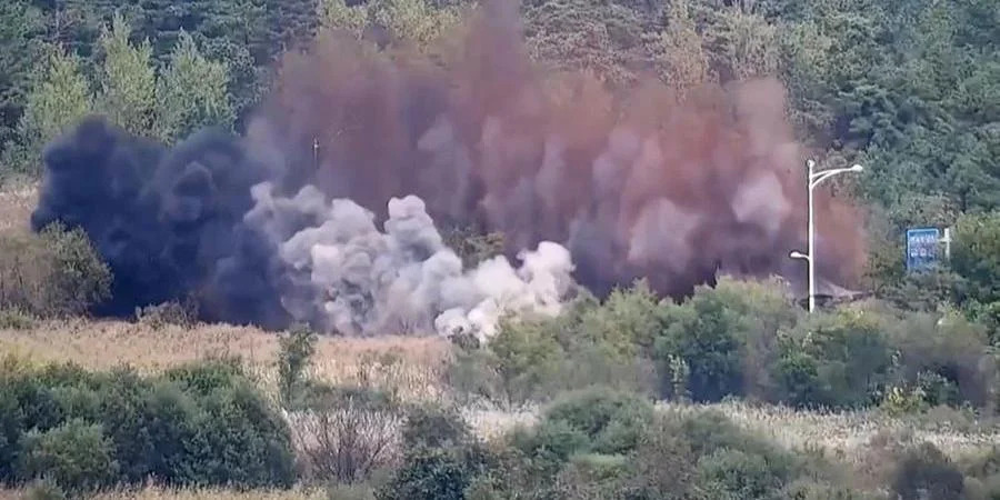 Coreia do Norte destrói trechos de rodovias e intensifica tensões com a Coreia do  Sul