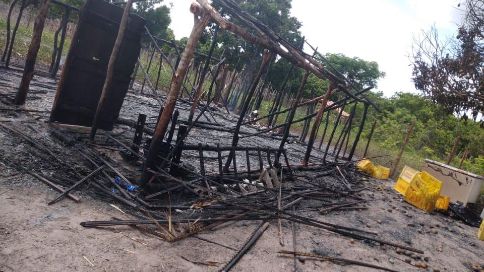 Terreira de umbanda ficou totalmente destruído