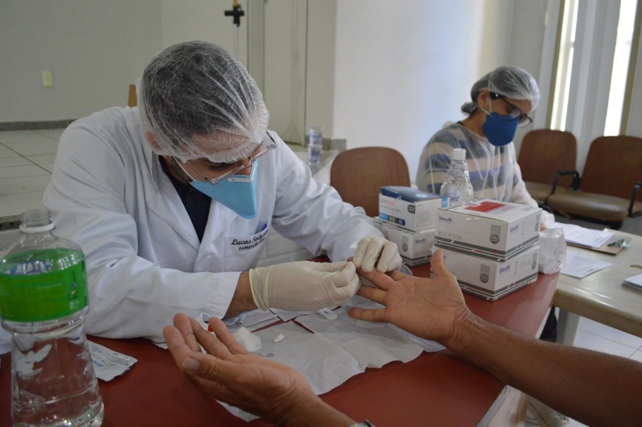 Teste para detectar infecção por coronavírus