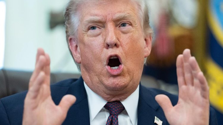 Trump eleva tensão com o Irã, anuncia ofensiva e reduz preocupação com petróleo