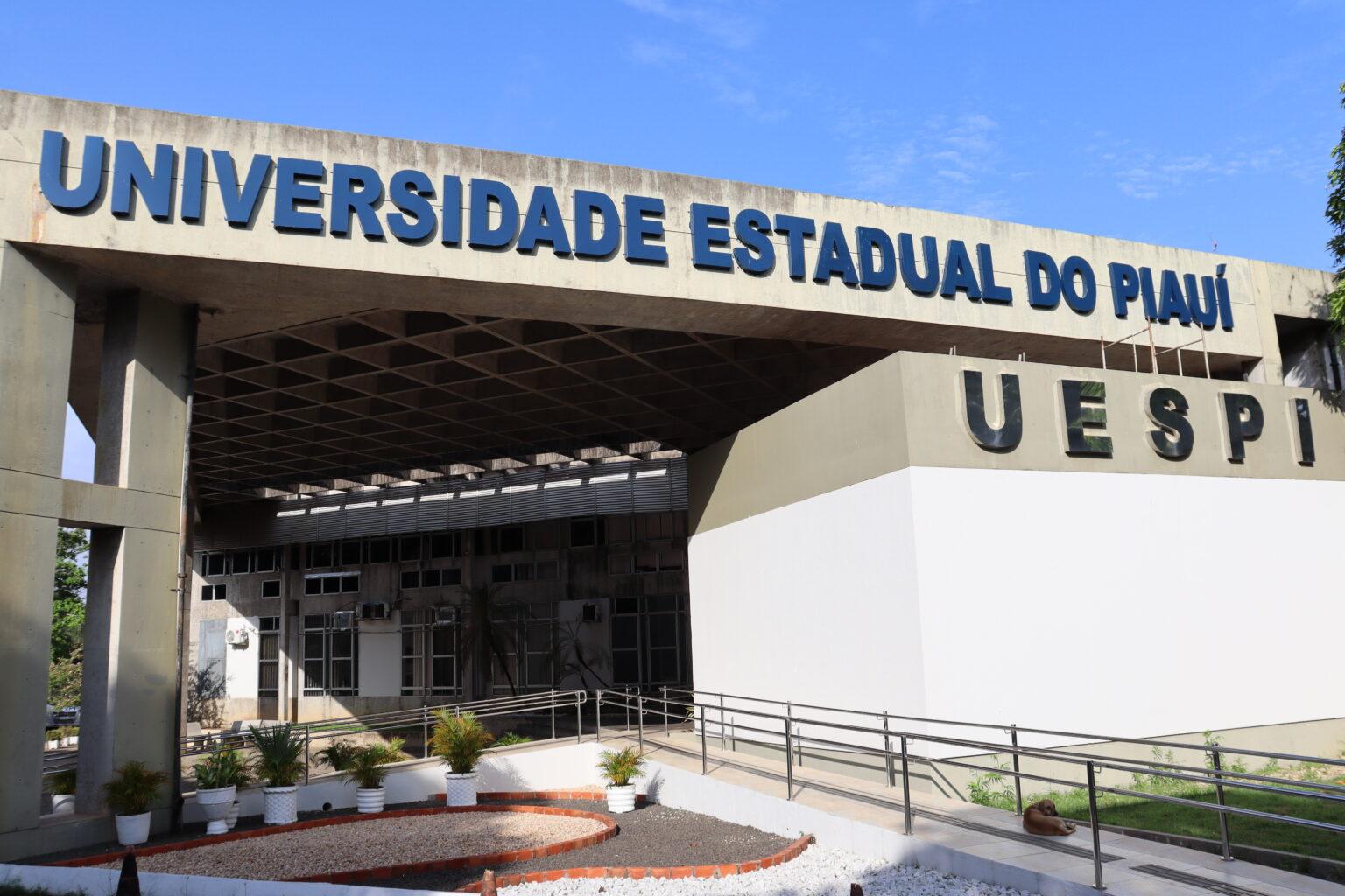 Uespi vai selecionar tutores presenciais para cursos da Universidade Aberta do Brasil