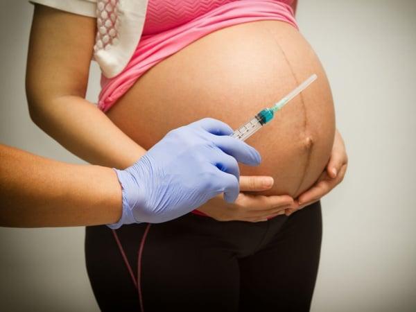 Gestantes começam a ser vacinadas