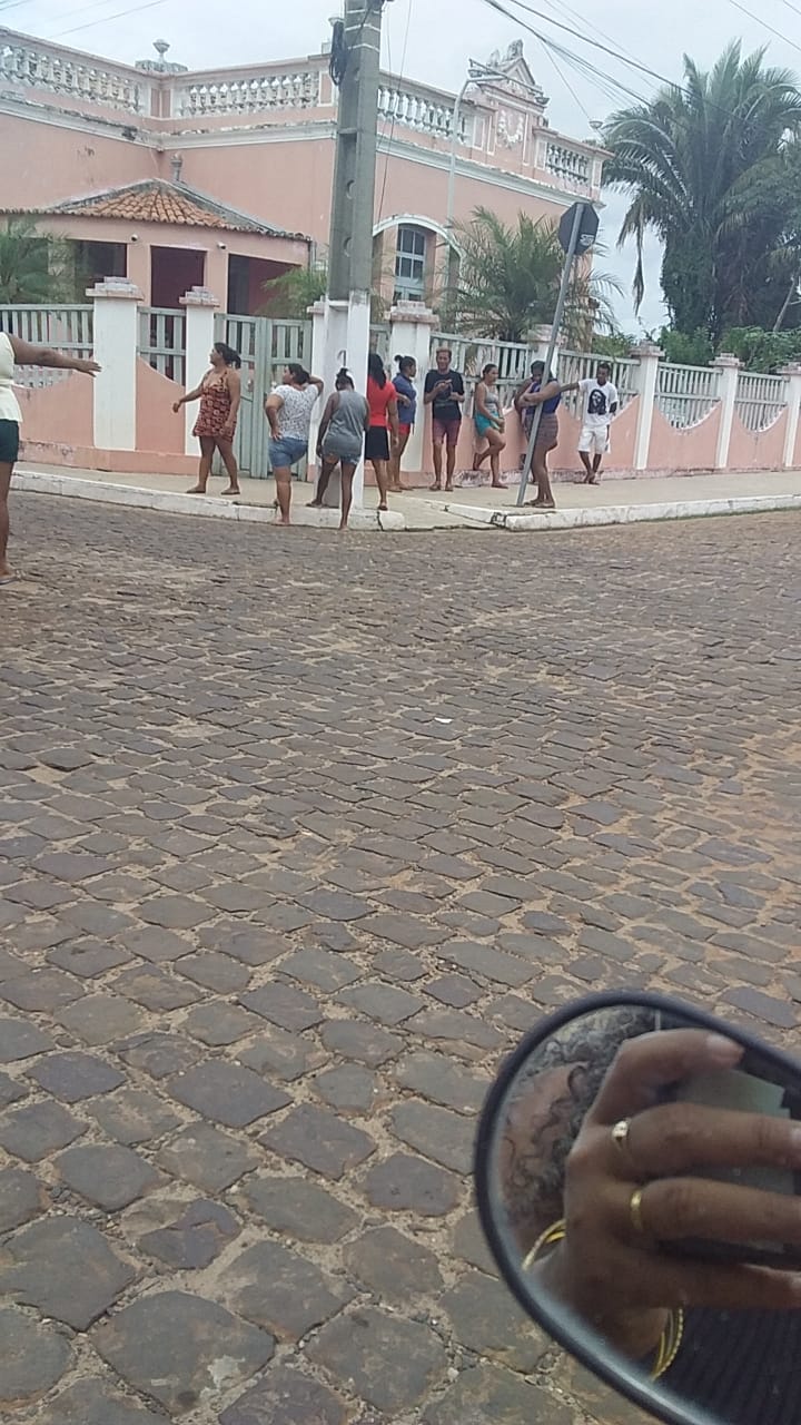Moradores de Barras fizeram protesto contra expulsão de casas
