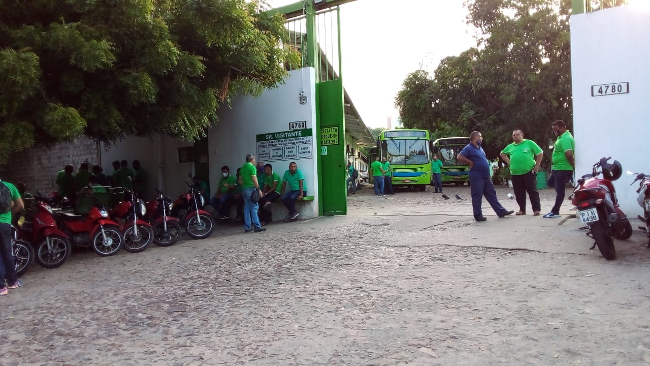 Ônibus não saíram das garagens na zona Sudeste