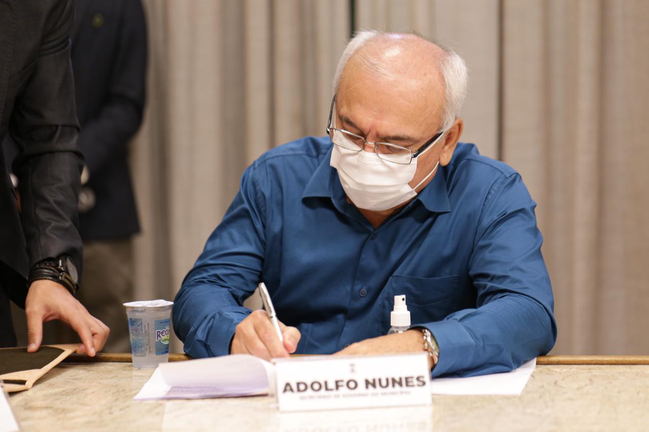 Adolfo Nunes
