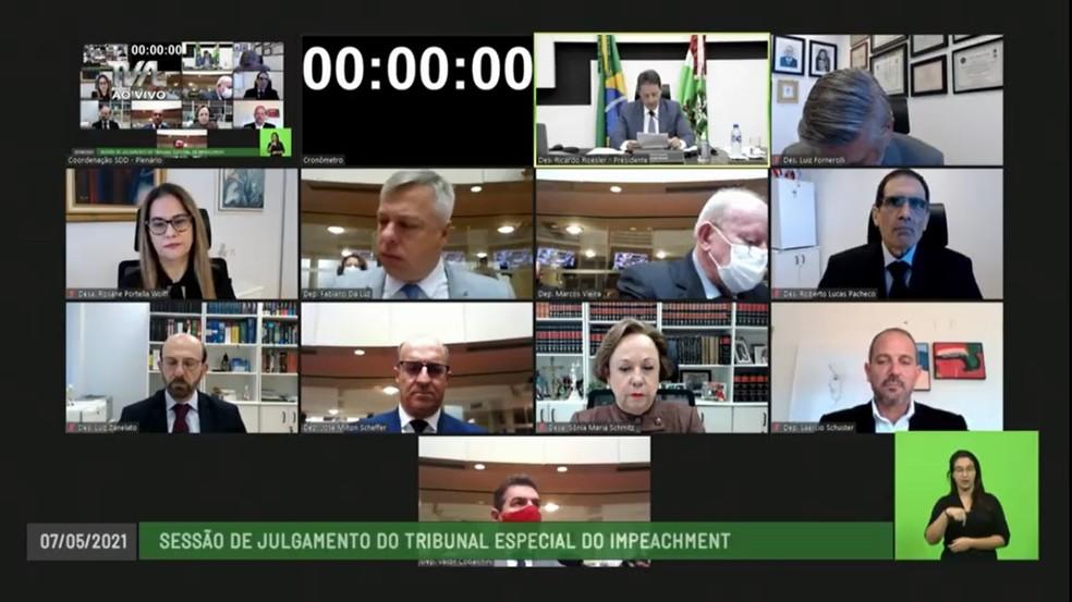 Tribunal