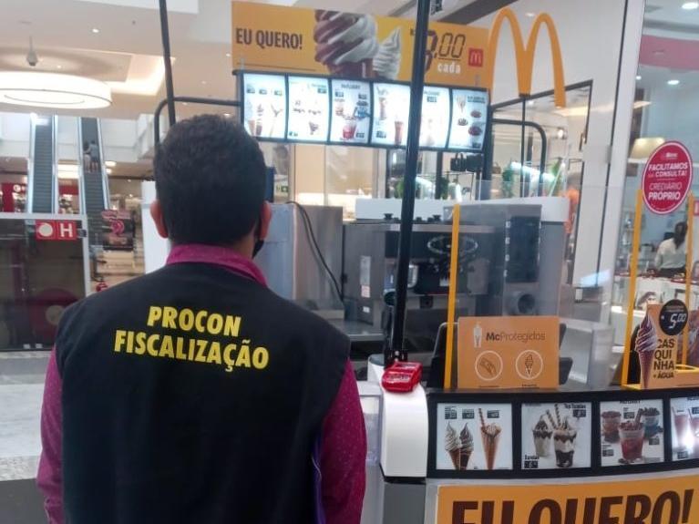 Procon fiscalizou o Teresina Shopping