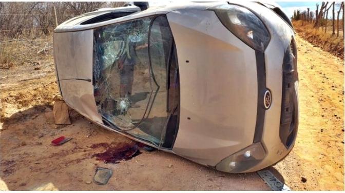 Carro capotou e matou a criança de nove anos